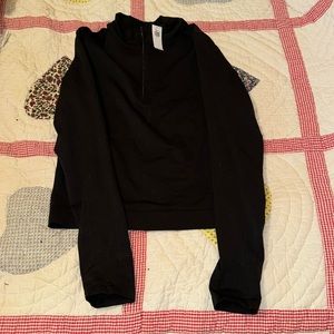 NWT half zip women’s black workout top